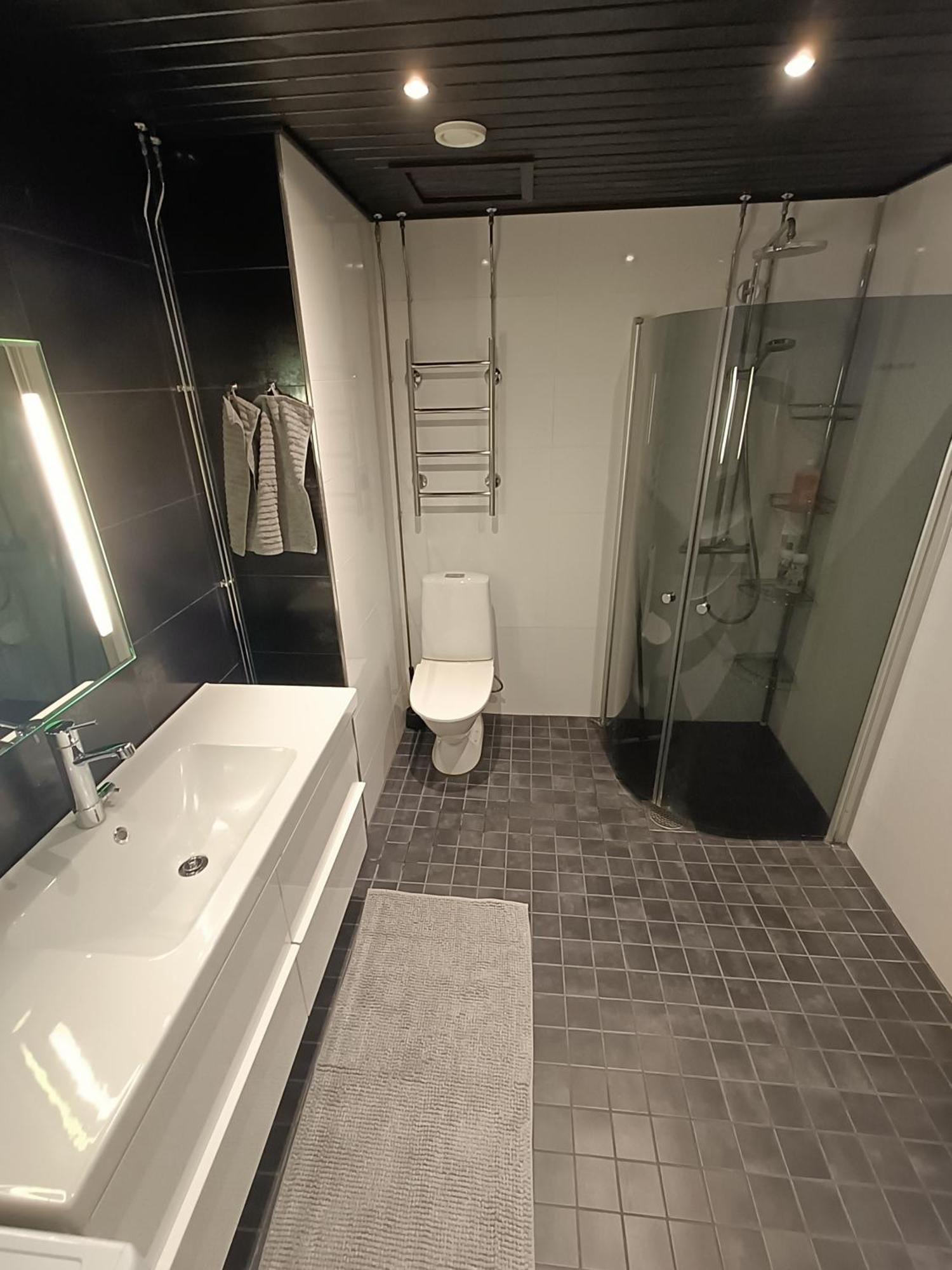 Big 88M2 Apartment In The Center 로바니에미 외부 사진