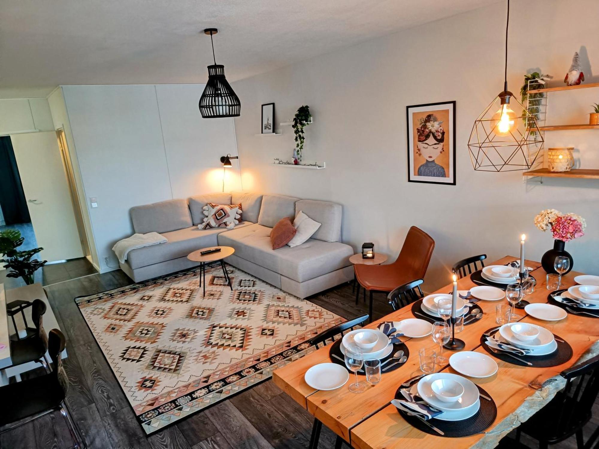 Big 88M2 Apartment In The Center 로바니에미 외부 사진
