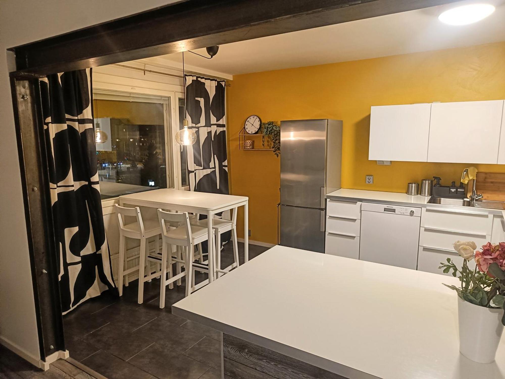 Big 88M2 Apartment In The Center 로바니에미 외부 사진
